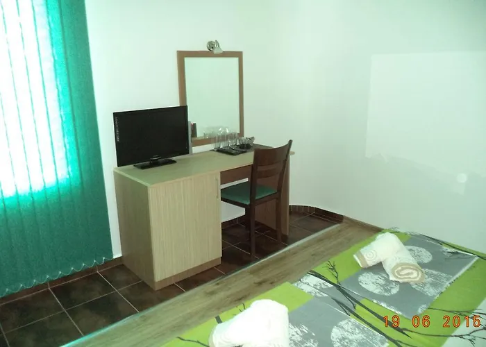 Sveti Georgi Gasthuis 2*