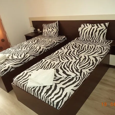 Sveti Georgi Guest house 2*